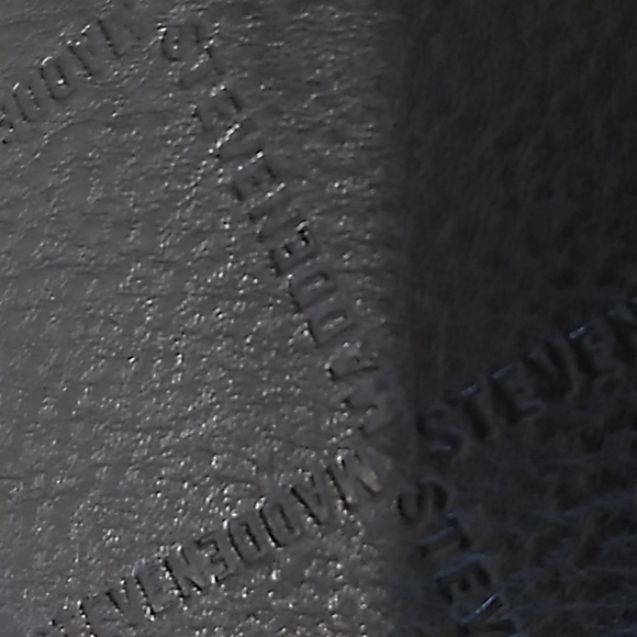 Steve Madden Wallet - Picture 9 of 9